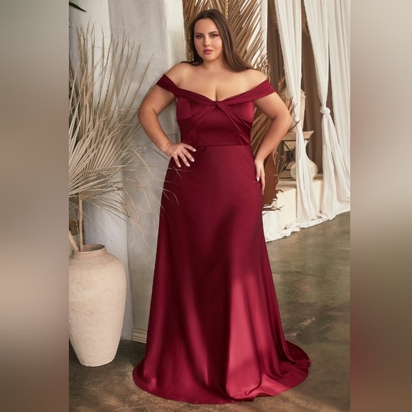 COPY - Plus size emerald, black, yellow, burgundy, blue, off shoulder formal dr… - Picture 1 of 10